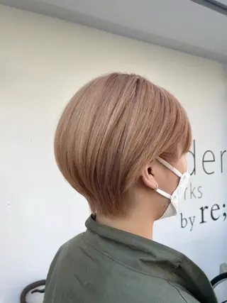 ショート カラー Hair Make powderのヘアスタイル