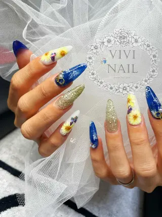 ロング ネイル ViVi Nailのネイルデザイン