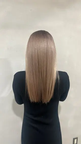 カラー 米山 すずののヘアスタイル