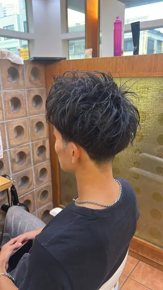 ショート パーマ メンズ メンズ特化／パーマ ／ハイライトTumのヘアスタイル