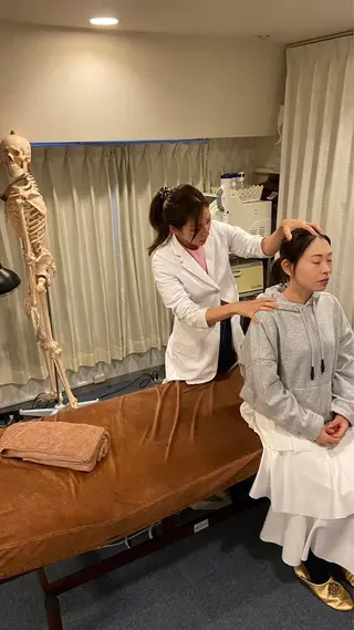 美容鍼灸サロン mahoroba院長のエステ・リラクイメージ