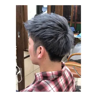 ショート カラー メンズ 白髪ぼかし脱白髪染め 大塚綾のヘアスタイル