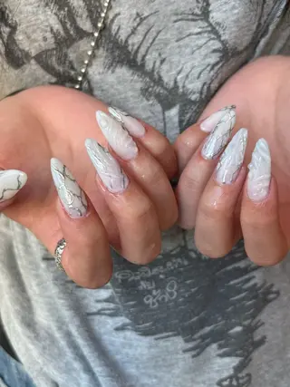 ネイル sunny nail所属・sunny ニュアンス/手描き/のネイルデザイン