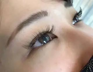 マツエク・マツパ Q-LASH 上野御徒町店のマツエク・マツパデザイン