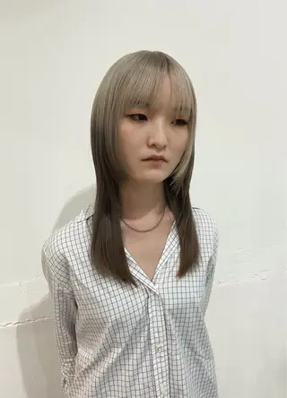 セミロング カラー 229所属・maki @pullnocのヘアスタイル