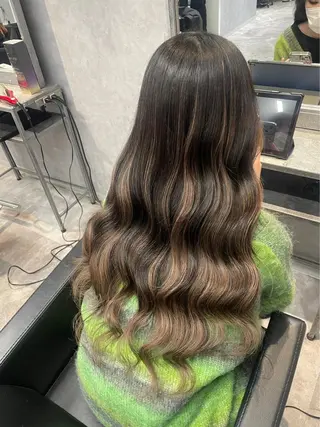 セミロング カラー mimiiy梅田 中崎町ハイトーンのヘアスタイル