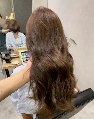 セミロング カラー いなみね はるきのヘアスタイル