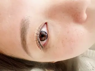 マツエク・マツパ Petila パティラ所属・Petila🐈‍⬛ Mayuriのマツエク・マツパデザイン