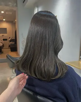 セミロング カラー akane/ボブ /オリーブ/ブラウンのヘアスタイル