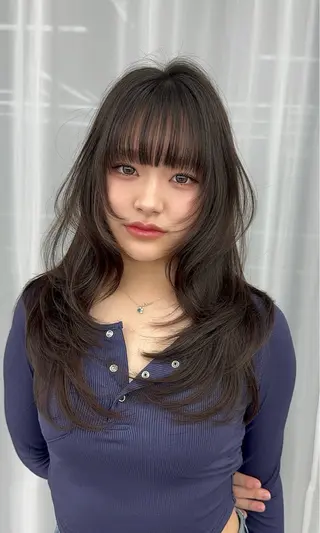 ロング カラー 顔まわりの神様✨ 透明感カラー藤嶋秀幸のヘアスタイル