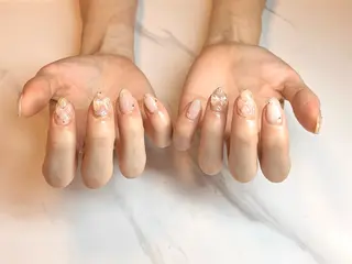 セミロング ネイリスト シンのネイルデザイン