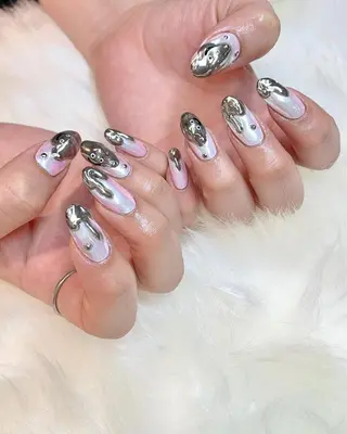 ネイル glow_ nailのネイルデザイン