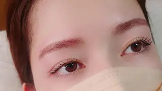 メンズ マツエク・マツパ アイブロウ NAZ eyelash&eyebrow by medical salon所属・NAZ 表参道 Tomokoのマツエク・マツパデザイン