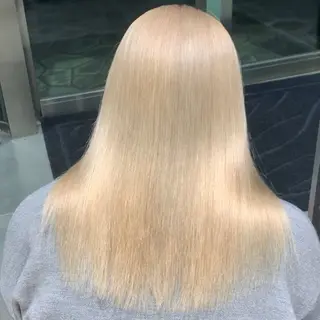 ロング カラー サロウィン(SALOWIN)原宿iori店所属・ツヤツヤ ハイトーン/Reiのヘアスタイル