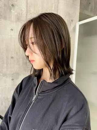 ミディアム カラー 錦 茉李 @lm.mari03のヘアスタイル