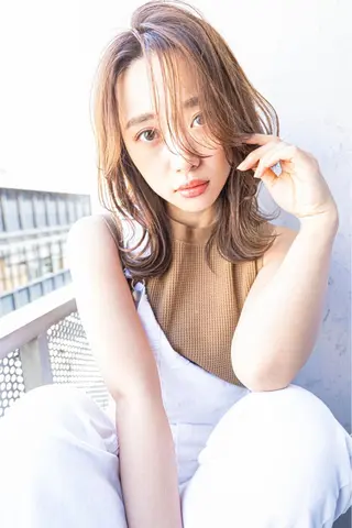 ミディアム CLAN クランのヘアスタイル