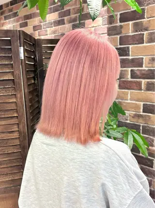 ミディアム ブリーチ／ ダブルカラー／ＲＹＯのヘアスタイル