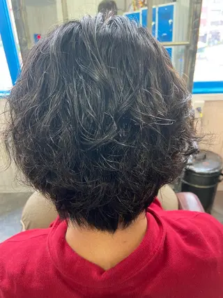 ミディアム パーマ メンズ カットパーマ✂️ 小坂田玲亜のヘアスタイル