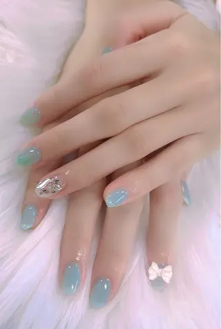 ネイル 佐藤 依娜のネイルデザイン