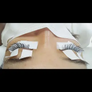 マツエク・マツパ 💡次世代LED -TIARA💡のマツエク・マツパデザイン