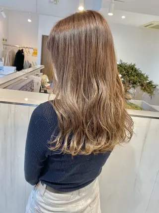 カラー 森 桃菜のヘアスタイル
