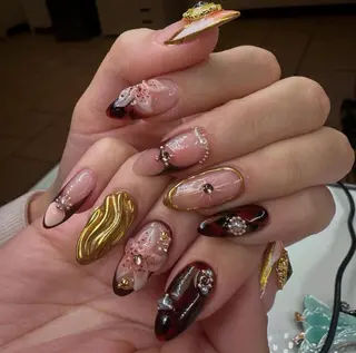 ネイル Elia Nail Salon池袋西口店所属・Saur Nailのネイルデザイン