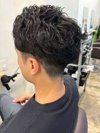 ショート UNSER prod by THE DAY所属・人見 風斗のヘアスタイル