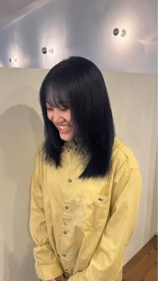 カラー やの こはくのヘアスタイル