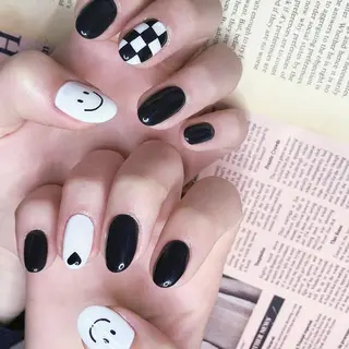 ネイル NOIROUGE所属・NOI ROUGEのネイルデザイン