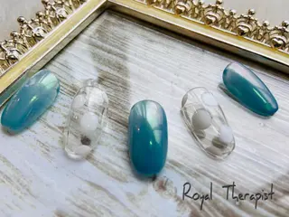 ネイル 【尾下】 ロイヤル•セラピストのネイルデザイン