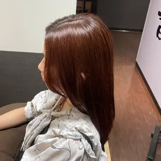 カラー 岩本 彩花のヘアスタイル
