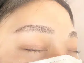 アイブロウ mil❤︎ Kahoのマツエク・マツパデザイン