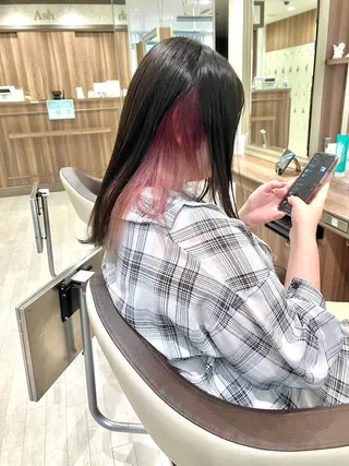 セミロング カラー Re:st所属・Miyavi/カラー ショートボブのヘアスタイル