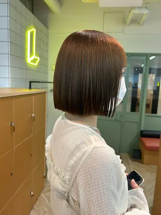 ミディアム カラー ベージュ/ダブルカラ ー/新潟駅/青柳萌果のヘアスタイル