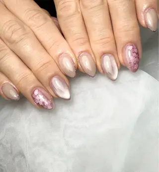 ネイル Blanc ブランのネイルデザイン