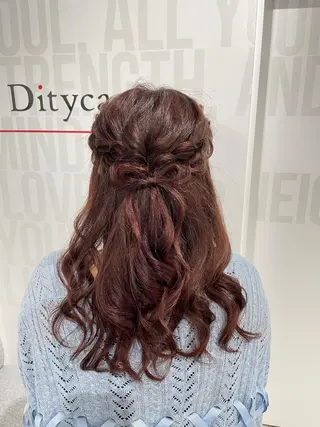 ロング 倉地 更彩のヘアスタイル