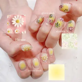 ネイル ７月限定価格💘 Maple清水のネイルデザイン