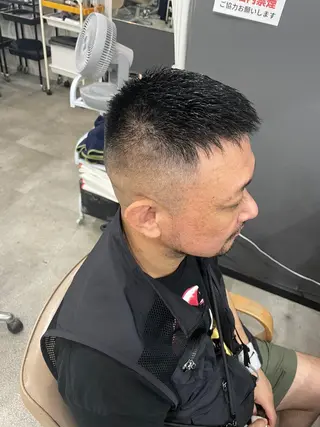 ショート 髙野 亮吾のヘアスタイル