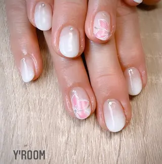 ネイル YUKA （ネイリスト）のネイルデザイン