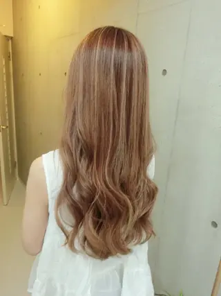カラー ロング ma cherie naoのヘアスタイル