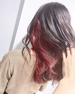 セミロング カラー SALOWIN 札幌大通り店所属・🏆ウルフ/レイヤー 指名No.1山口圭佑のヘアスタイル