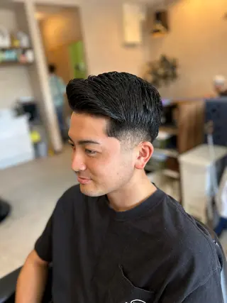 ミディアム メンズ THEBARBER TEN所属・伊禮 海凪のヘアスタイル
