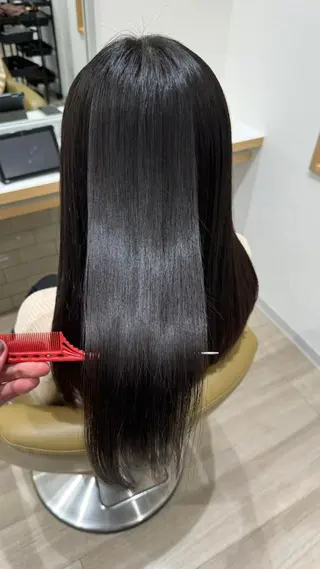 ロング ルクール柏崎店　丸山 愛子のヘアスタイル