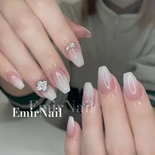 ネイル Emir Nailのネイルデザイン