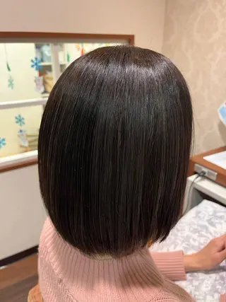ミディアム サイトウ ナツキのヘアスタイル
