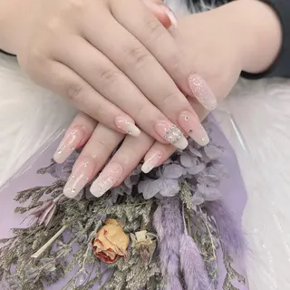 ネイル 🦋ネイルサロン ブラン🌈ゆりのネイルデザイン