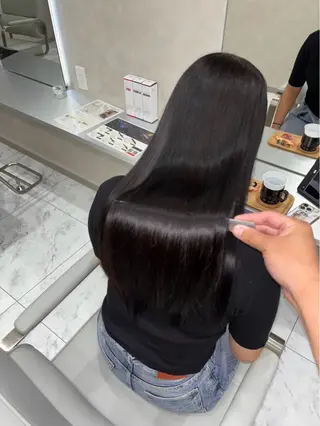 ロング king highlight&extensions梅田所属・髪質改善/似合わ せ/ダブルカラー盛田のヘアスタイル