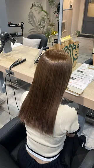 ミディアム カラー Lia布施店所属・藤原 瑠莉花のヘアスタイル