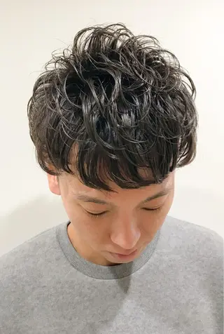 ショート パーマ メンズ NICHE HAIR所属・🤎NICHE 🤎 🌈坂口拓斗🌈のヘアスタイル