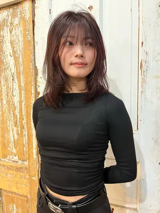 ミディアム カラー ハイトーン/顔まわり レイヤー/YUKAのヘアスタイル